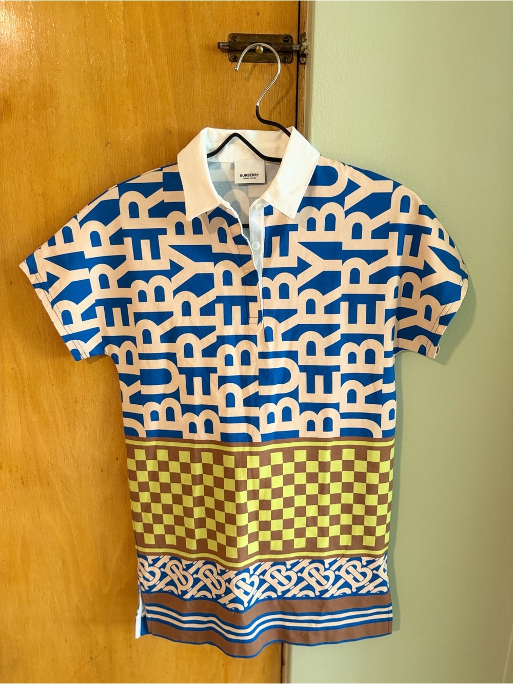 Burberry Blue and White Logo Dress with Multicolor Hem - 10y